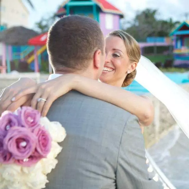 Bahamas Wedding Planner/Amour Affairs
