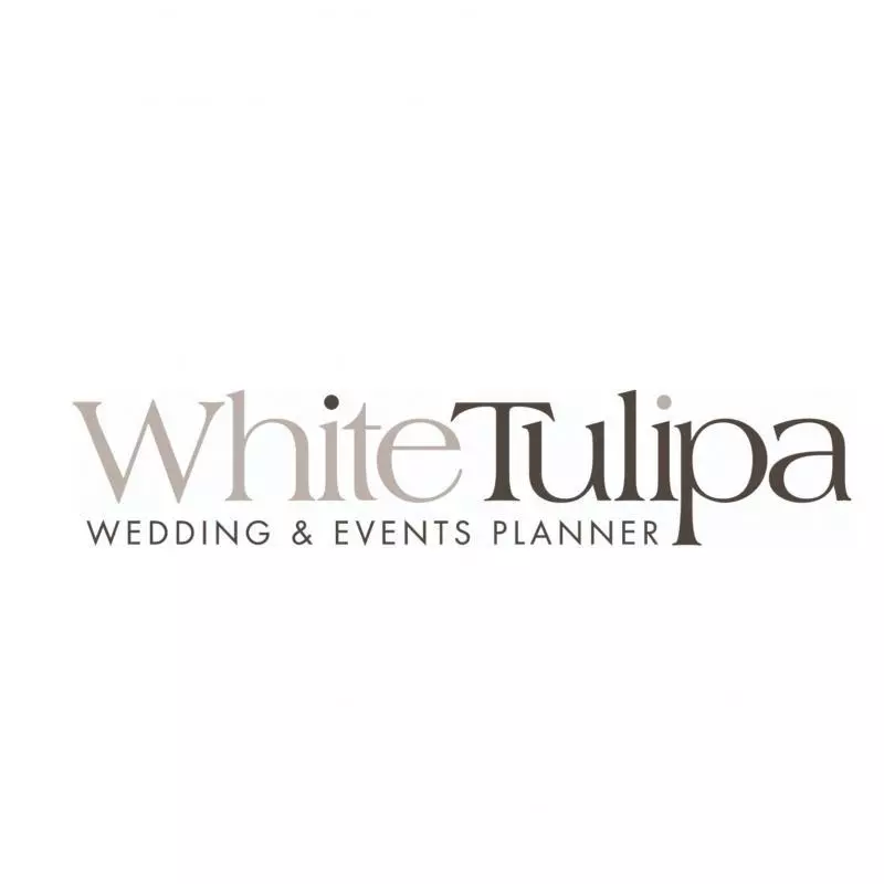 White Tulipa Wedding Planner