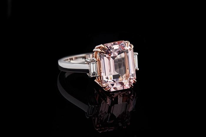 morganite three stone setting, morganite centre stone with a diamond gemstone on either side