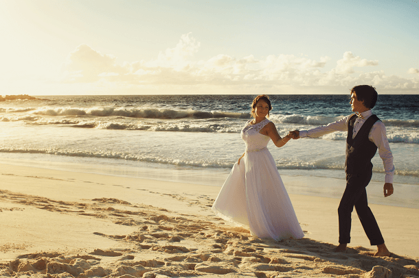 Getting Married in Cuba bride and groom on beach 