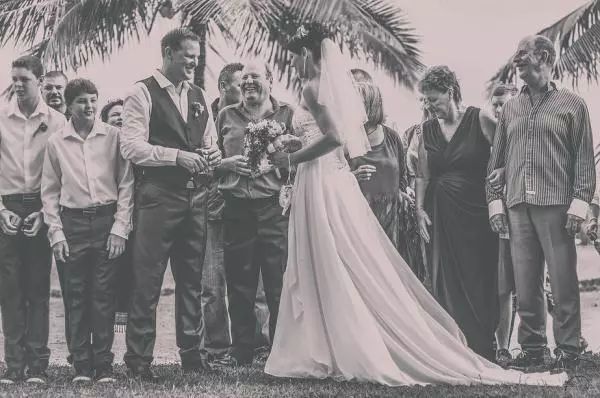 Capturing Wedding's Moments